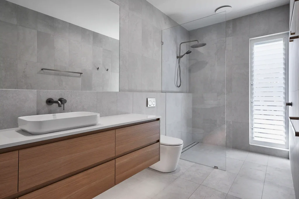 Grayd_Strickland St_1