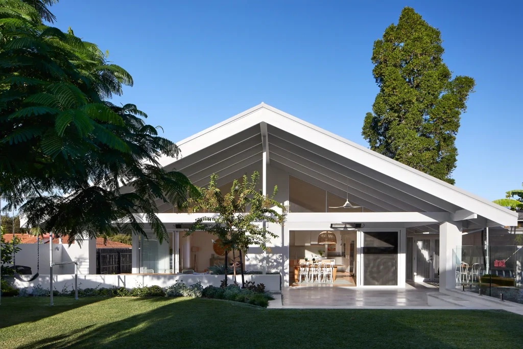 Grayd_Strickland St_4